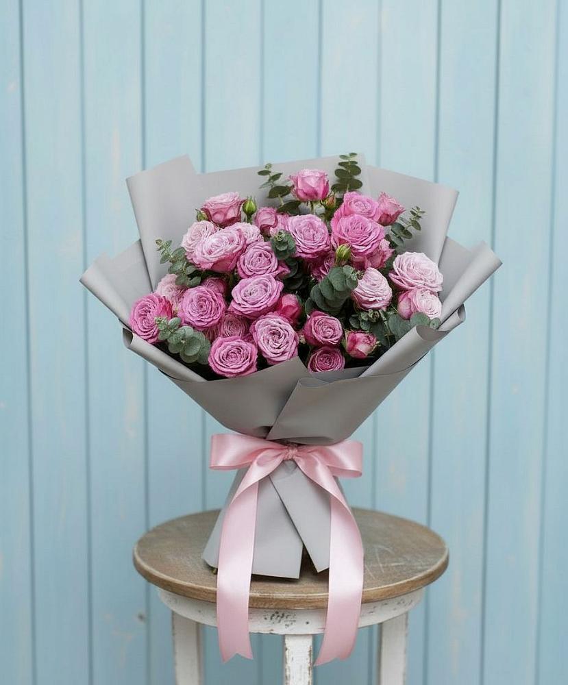 Букет цветов из: Розы в Долгое