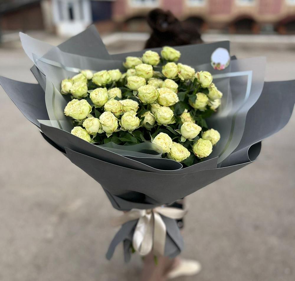 Белые кустовые розы Солинеро в Долгое Букет Белые кустовые розы Солинеро в Долгое