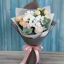 Букет цветов из:  Хризантемы и Розы в Долгое