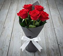 Букет 5 Красных роз Эдлесс Лав #REPLACE_PRED# Долгое