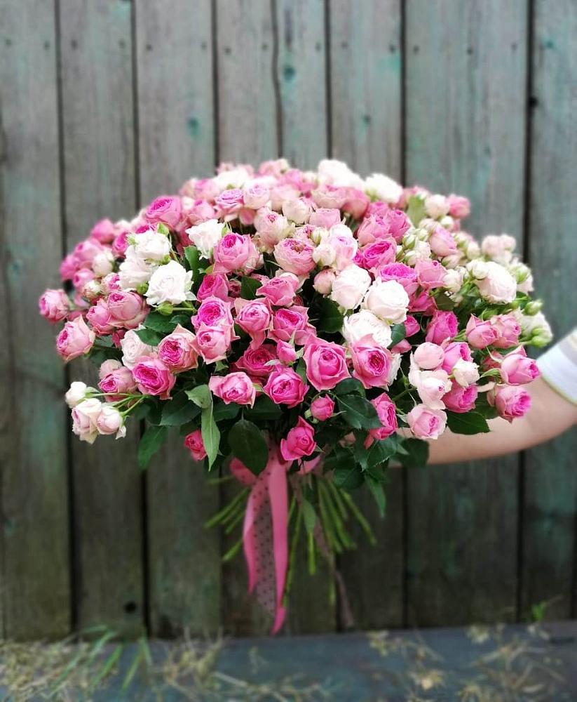 Букет Розовые кустовые розы Натали и Лав Лидия в Долгое