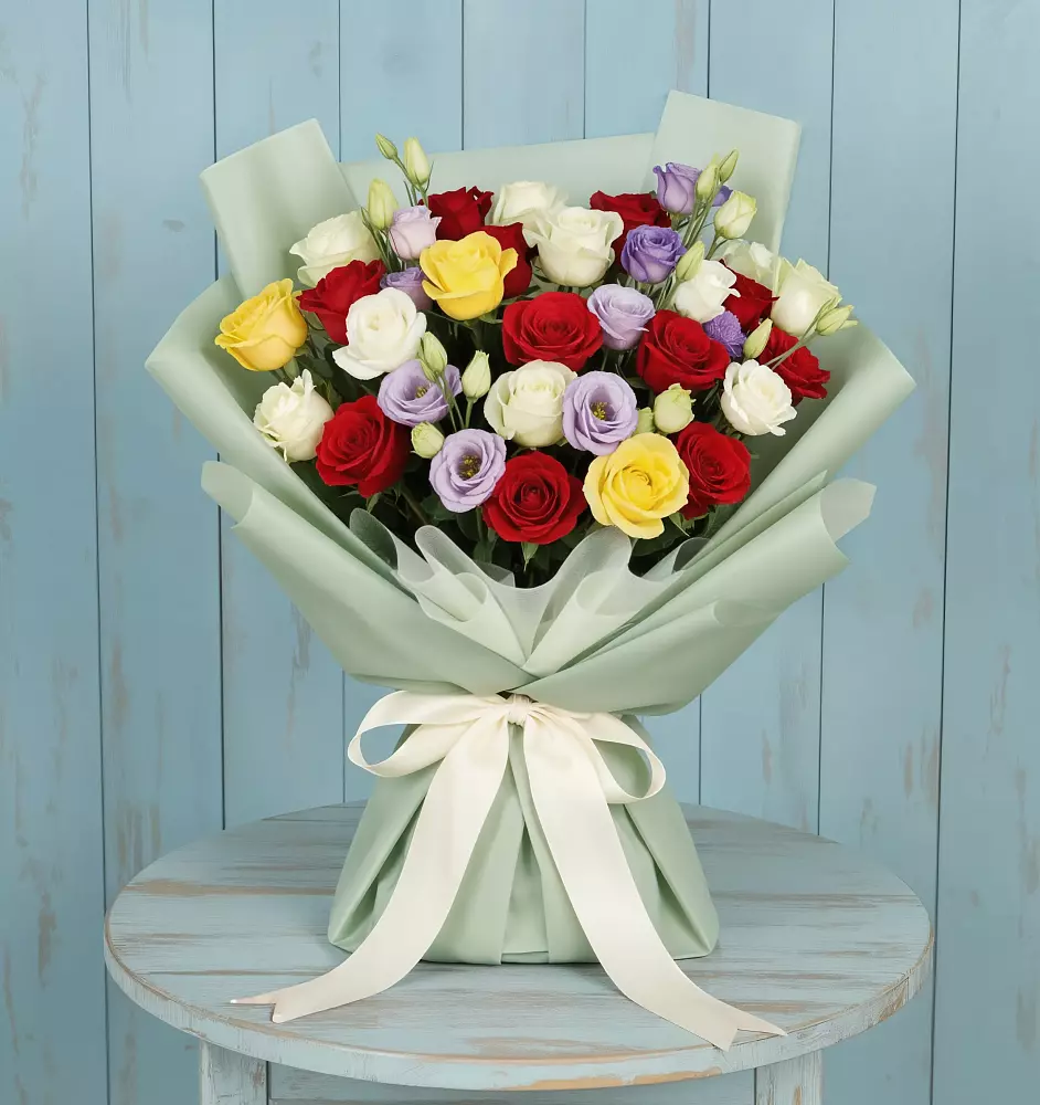 Букет цветов из: Розы в Долгое